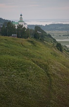 Чердынь, Троицкий холм с видом на ц Иоанна Богослова.jpg